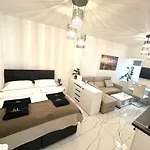 Studio Apartment Moro 2